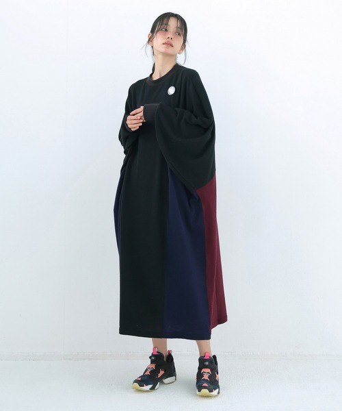 BEDSIDEDRAMA(ベットサイドドラマ)の「Pattern Switch Wide Dress(ワンピース・レディース・グレー/ブラック・2/1)」の1枚目の写真