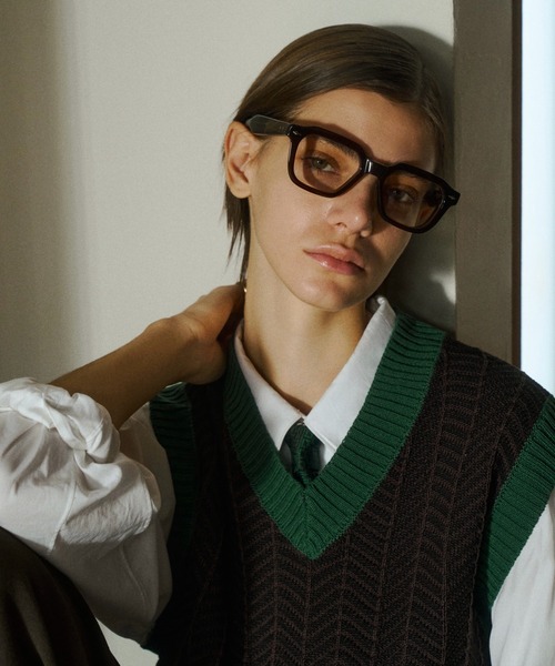 soerte(ソエルテ)の「Herringbone Summer Knit Vest/ヘリンボーンサマーニットベスト(ベスト・メンズ・ブラウン/ベージュ/グリーン・2/1/3)」の11枚目の写真