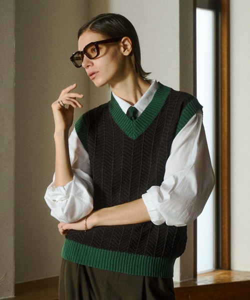 soerte(ソエルテ)の「Herringbone Summer Knit Vest/ヘリンボーンサマーニットベスト(ベスト・メンズ・ブラウン/ベージュ/グリーン・2/1/3)」の10枚目の写真