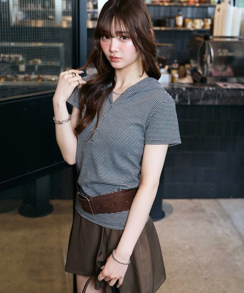 muet.（ミュエ）の「フード付きヘンリーネックボーダーカットソートップス（Tシャツ/カットソー・レディース・グレー/ブラック・MEDIUM/LARGE）」の6枚目の写真