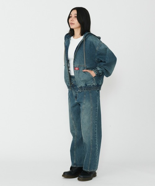 Dickies（ディッキーズ）の「Dickies/ディッキーズ レディース デニムアクティブジャケット/デニムパーカー（デニムジャケット・レディース・ダークインディゴブルー/ライトインディゴブルー・SMALL/MEDIUM）」の4枚目の写真