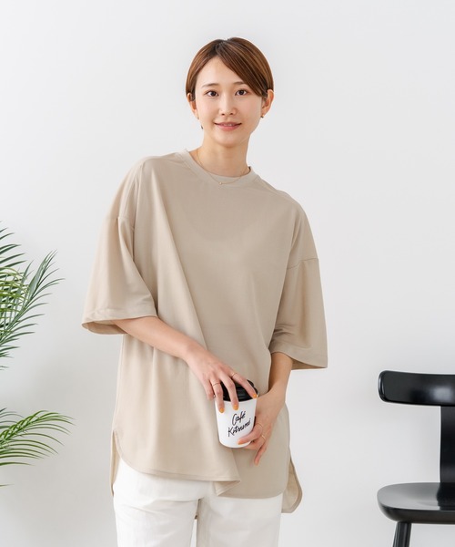 fort point(フォーポイント)の「【C-FORTPOINT/フォートポイント】【接触冷感 ひんやり涼しい】冷感鹿の子素材 ラウンドヘムTシャツ 乾きやすい お尻が隠れる 体型カバー(Tシャツ/カットソー・レディース・チャコールグレー/ブラック/ベージュ・FREE)」の22枚目の写真
