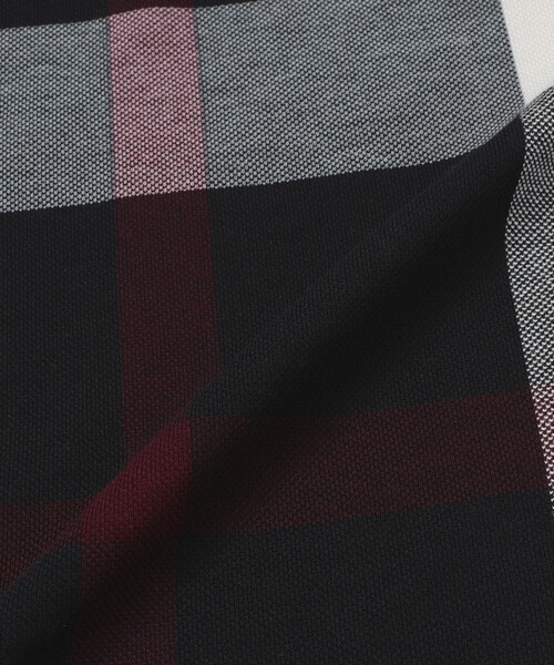 BLACK LABEL CRESTBRIDGE(ブラックレーベル・クレストブリッジ)の「【WEB限定】スラブクレストブリッジチェックTシャツ(Tシャツ/カットソー・メンズ・ブラック・L/XL/M)」の6枚目の写真