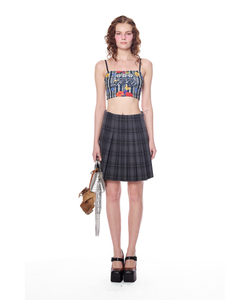 GREEDILOUS(グリディアス)の「Plaid Pattern Pleated Skirt(スカート・レディース・その他・MEDIUM/LARGE/X-SMALL/SMALL)」の2枚目の写真