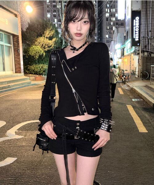SCHISM INDUCING(スキズムインデューシング)の「DIAGONAL ZIP UP TOP BLACK(Tシャツ/カットソー・レディース・その他・FREE)」の14枚目の写真