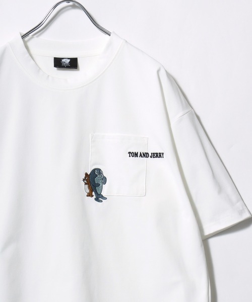 Tom&Jerry(トムアンドジェリー)の「2026SS Tom and Jerry/トムとジェリー オーバーサイズ ワンポイント刺繍 バックプリント ポケット付半袖Tシャツ レディース メンズ(Tシャツ/カットソー・レディース・ホワイト系その他/ホワイト系その他2/ブラック系その他/ホワイト/ホワイト系その他5/ブラック系その他2/ブラック/ブラック系その他5/ホワイト系その他4/ブラック系その他3/ブラック系その他4/ホワイト系その他3・LL/L/M)」の4枚目の写真