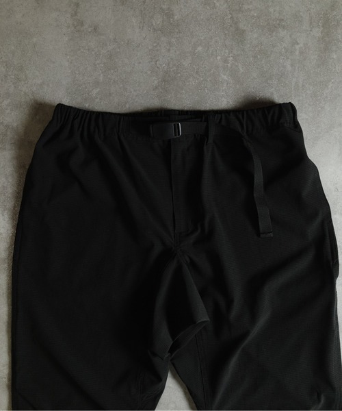 many men many mind(メニーメンメニーマインド)の「MANYMENMANYMINDS / AIRLEAKFABRIC/クライミングパンツ(その他パンツ・メンズ・チャコール/ブラック・X-LARGE/LARGE/MEDIUM)」の5枚目の写真