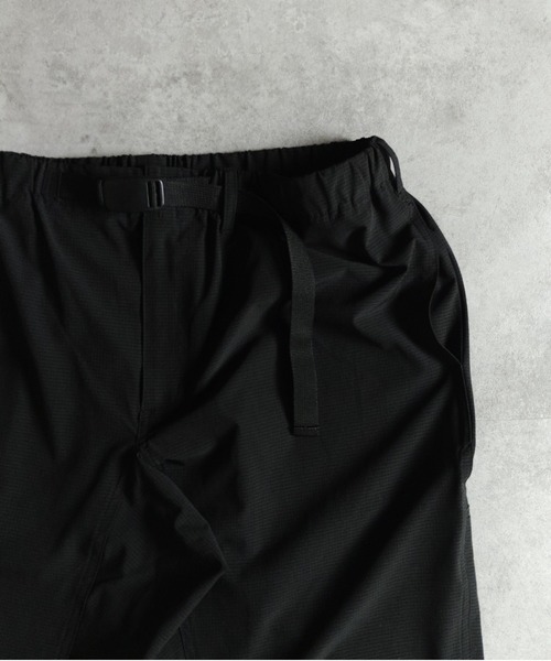 many men many mind(メニーメンメニーマインド)の「MANYMENMANYMINDS / AIRLEAKFABRIC/クライミングパンツ(その他パンツ・メンズ・チャコール/ブラック・X-LARGE/LARGE/MEDIUM)」の6枚目の写真