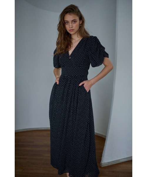 Estella.K(エステラケー)の「New Harper Polka-dot Dress【Essential Edit】 カシュクールドットドレス(ワンピース・レディース・ブラック系/アイボリー系/サックスブルー系・FREE)」の11枚目の写真