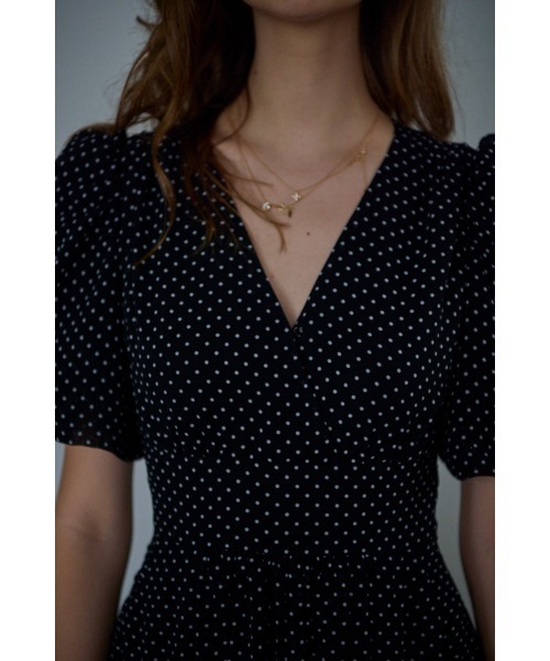 Estella.K(エステラケー)の「New Harper Polka-dot Dress【Essential Edit】 カシュクールドットドレス(ワンピース・レディース・ブラック系/アイボリー系/サックスブルー系・FREE)」の9枚目の写真