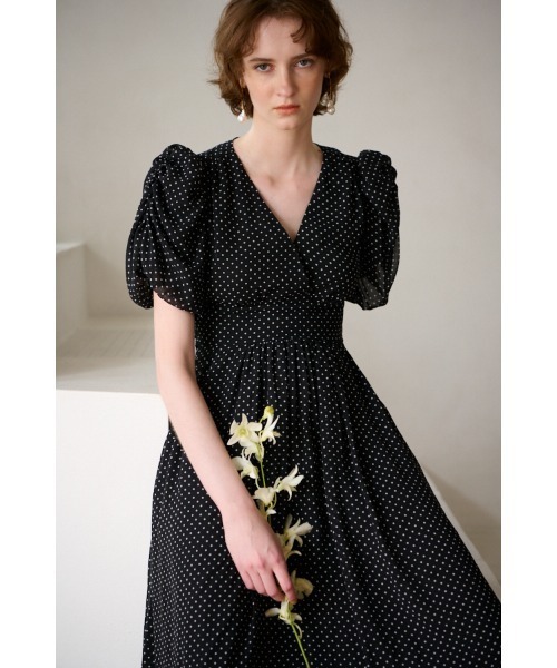 Estella.K(エステラケー)の「New Harper Polka-dot Dress【Essential Edit】 カシュクールドットドレス(ワンピース・レディース・ブラック系/アイボリー系/サックスブルー系・FREE)」の20枚目の写真