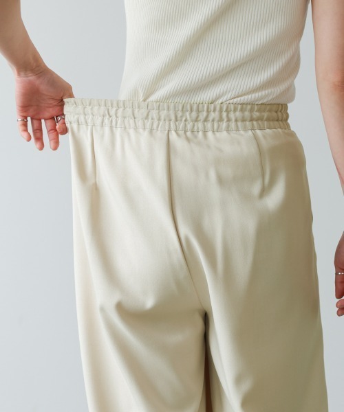 Bab(バブ)の「コード刺しゅうカーブパンツ(その他パンツ・レディース・ベージュ/チャコールグレー・M)」の20枚目の写真