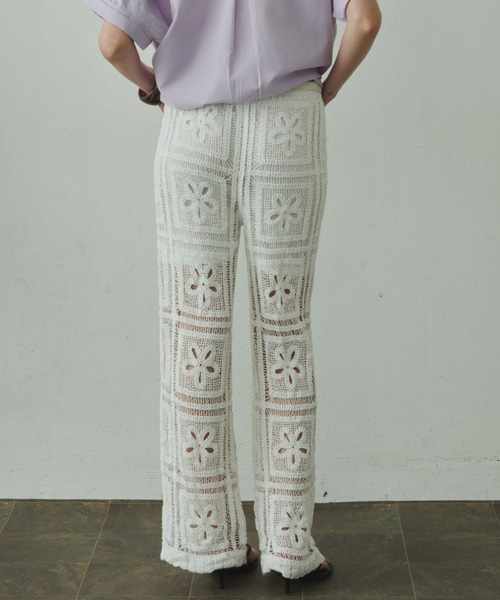 Plumel（プルメル）の「Panel Crochet Lace Pants / パネルクロシェレースパンツ（その他パンツ・レディース・ベージュ/ホワイト・MEDIUM）」の19枚目の写真