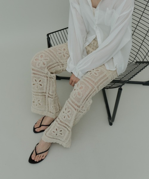 Plumel（プルメル）の「Panel Crochet Lace Pants / パネルクロシェレースパンツ（その他パンツ・レディース・ベージュ/ホワイト・MEDIUM）」の9枚目の写真