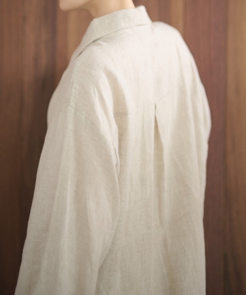 LAULEN(ローレン)の「front tuck line linen shirt /フロントタックラインリネンシャツ(シャツ/ブラウス・レディース・ベージュ/アイボリー・FREE)」の15枚目の写真