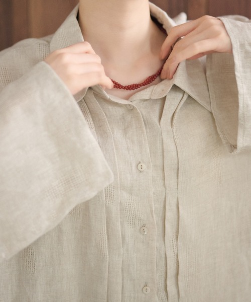 LAULEN(ローレン)の「front tuck line linen shirt /フロントタックラインリネンシャツ(シャツ/ブラウス・レディース・ベージュ/アイボリー・FREE)」の17枚目の写真