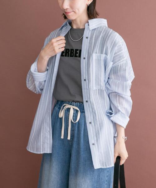 ITEMS URBANRESEARCH(アイテムズ アーバンリサーチ)の「シアープリントストライプシャツ(シャツ/ブラウス・レディース・ピンク/ブルー/ベージュ・FREE)」の10枚目の写真
