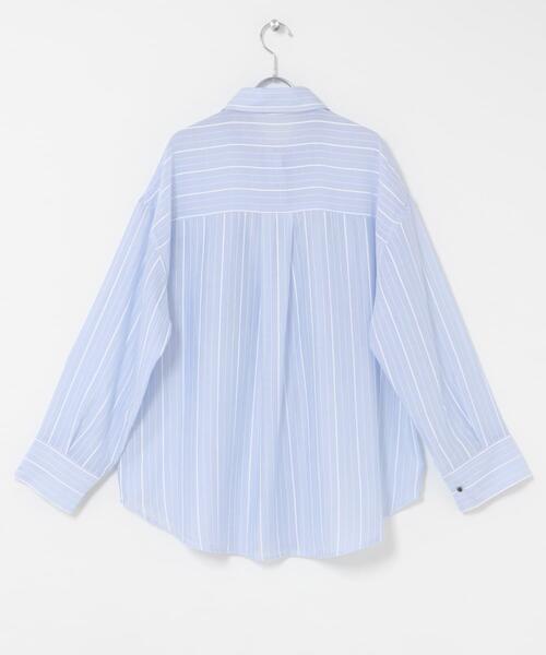 ITEMS URBANRESEARCH(アイテムズ アーバンリサーチ)の「シアープリントストライプシャツ(シャツ/ブラウス・レディース・ピンク/ブルー/ベージュ・FREE)」の17枚目の写真