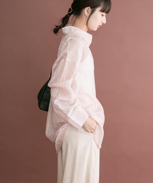 ITEMS URBANRESEARCH(アイテムズ アーバンリサーチ)の「シアープリントストライプシャツ(シャツ/ブラウス・レディース・ピンク/ブルー/ベージュ・FREE)」の21枚目の写真