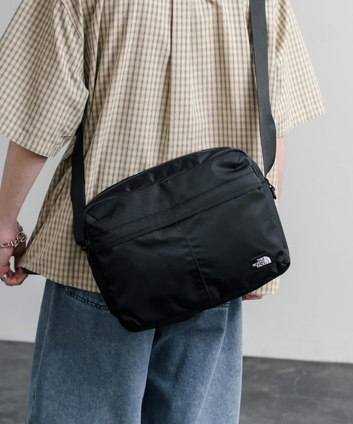 THE NORTH FACE（ザノースフェイス）の「THE NORTH FACE ザ・ノースフェイス TRAVEL CROSS BAG L トラベルクロスバッグ/ショルダーバッグ（ショルダーバッグ・メンズ・カーキ/ブラック・FREE）」の17枚目の写真
