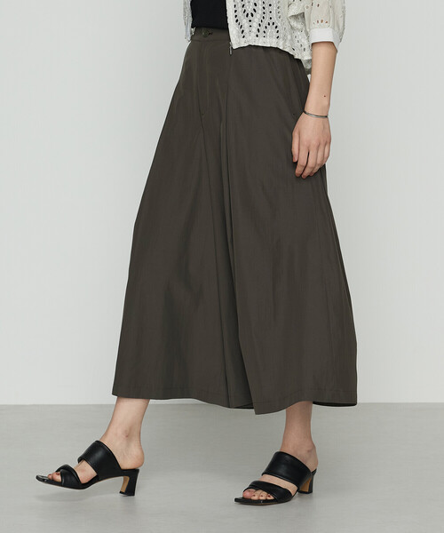 Gabardine K.T(ギャバジンケーティー)の「タイプライター キュロットパンツ(その他パンツ・レディース・ダークブラウン/ブラック・9号)」の7枚目の写真