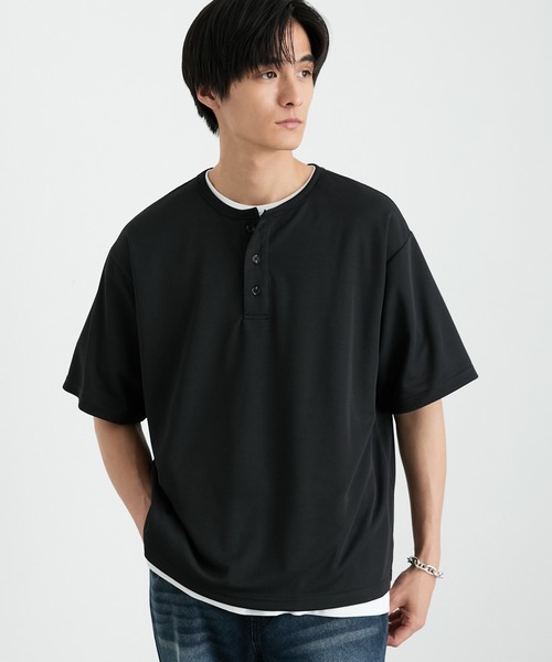 MONO-MART（モノマート）の「快適な着心地｜ハニカムサーマル ヘンリーネック オーバーサイズ半袖Tシャツ＜吸水速乾＞（Tシャツ/カットソー・メンズ・グレー/ダークグレー/ダークオリーブ/ブラック/グレイッシュベージュ/ブラウン系/オフホワイト・S/XL/L/M）」の2枚目の写真