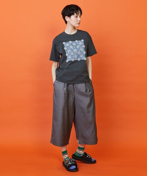 FRAPBOIS（フラボア）の「ガーデンフローＴシャツ（Tシャツ/カットソー・レディース・チャコールグレー/クリーム・1/2）」の16枚目の写真