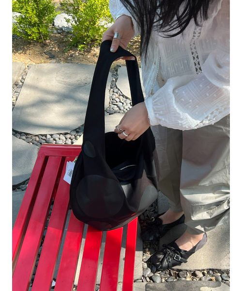 Salad bowls（サラダボール）の「FIG DOT BAG [BLACK]（ショルダーバッグ・レディース・ブラック・FREE）」の16枚目の写真