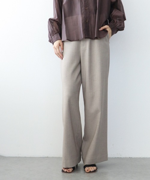 Jines(ジネス)の「ヘリンボーンストレートパンツ(スラックス・レディース・オフホワイト/ブラック/キャメル/ベージュ・38)」の3枚目の写真
