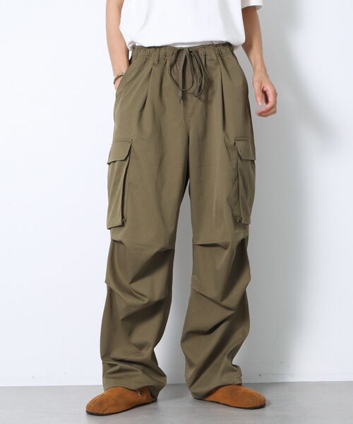 CRAFT STANDARD BOUTIQUE(クラフトスタンダードブティック)の「ワイドイージーカーゴパンツ(その他パンツ・メンズ・ブラック/グレイッシュベージュ/カーキ・L/M)」の18枚目の写真