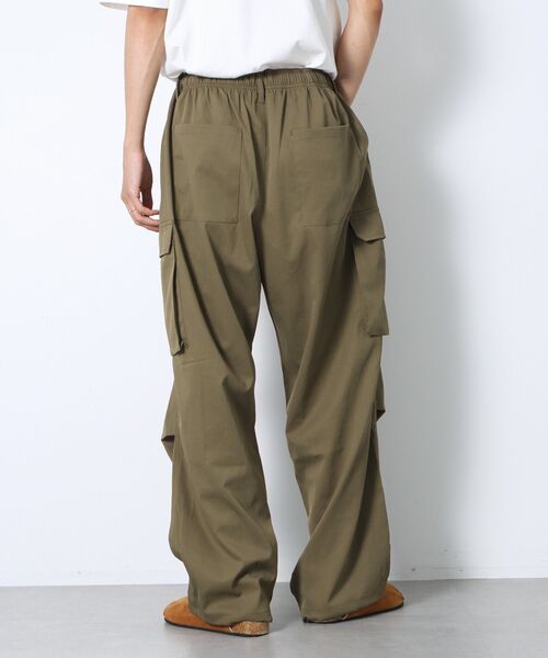CRAFT STANDARD BOUTIQUE(クラフトスタンダードブティック)の「ワイドイージーカーゴパンツ(その他パンツ・メンズ・ブラック/グレイッシュベージュ/カーキ・L/M)」の20枚目の写真