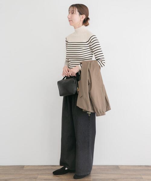 ITEMS URBANRESEARCH（アイテムズ アーバンリサーチ）の「『洗濯可』モチモチハイネックリブニット（ニット/セーター・レディース・ブラック/モカ/アイボリー/ホワイト系その他/レッド・FREE）」の12枚目の写真