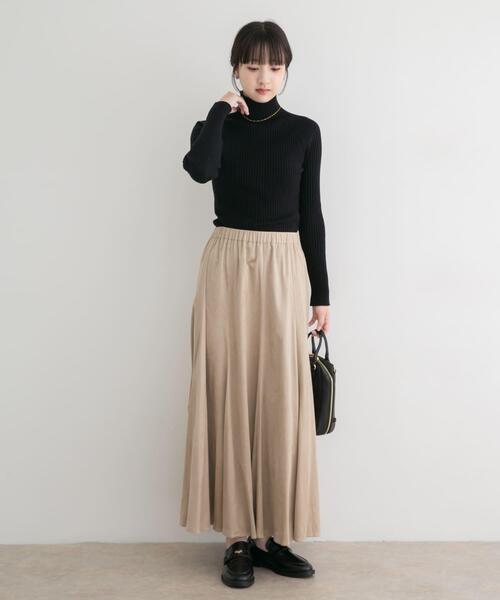 ITEMS URBANRESEARCH（アイテムズ アーバンリサーチ）の「『洗濯可』モチモチハイネックリブニット（ニット/セーター・レディース・ブラック/モカ/アイボリー/ホワイト系その他/レッド・FREE）」の20枚目の写真