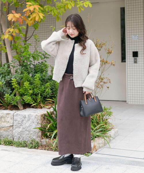 ITEMS URBANRESEARCH（アイテムズ アーバンリサーチ）の「『洗濯可』モチモチハイネックリブニット（ニット/セーター・レディース・ブラック/モカ/アイボリー/ホワイト系その他/レッド・FREE）」の21枚目の写真