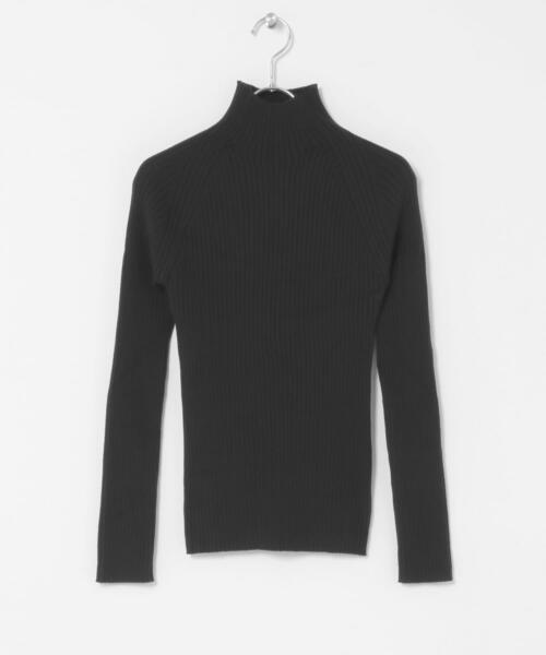 ITEMS URBANRESEARCH（アイテムズ アーバンリサーチ）の「『洗濯可』モチモチハイネックリブニット（ニット/セーター・レディース・ブラック/モカ/アイボリー/ホワイト系その他/レッド・FREE）」の22枚目の写真