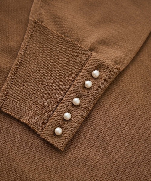 ROPE'(ロペ)の「メリノウールハイネックマルティプルパールニット/アンサンブル対応・イージーケア(ニット/セーター・レディース・ワイン/ピンク/ブラック/キャメル/オフホワイト・38)」の16枚目の写真