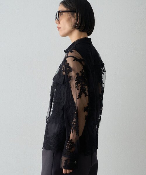 Whim Gazette(ウィムガゼット)の「刺繍レースシャツ(シャツ/ブラウス・レディース・ブラック/オフホワイト・FREE)」の3枚目の写真