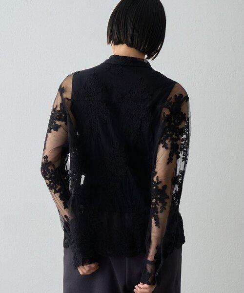 Whim Gazette(ウィムガゼット)の「刺繍レースシャツ(シャツ/ブラウス・レディース・ブラック/オフホワイト・FREE)」の5枚目の写真