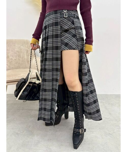 EVRIS(エヴリス)の「チェックプリーツロングスカート(スカート・レディース・レッド/ブラウン/ブラック・SMALL/MEDIUM)」の4枚目の写真