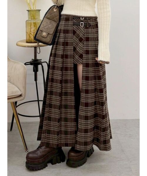 EVRIS(エヴリス)の「チェックプリーツロングスカート(スカート・レディース・レッド/ブラウン/ブラック・SMALL/MEDIUM)」の20枚目の写真