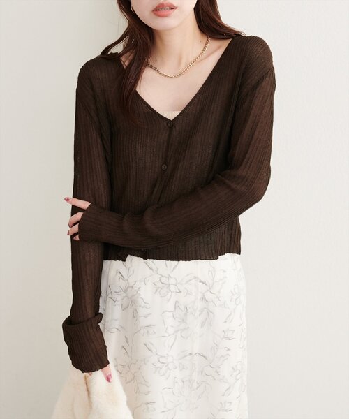 natural couture(ナチュラルクチュール)の「針抜きリブシアーラメカーデ(カーディガン/ボレロ・レディース・ブラウン/ライトベージュ/ブラック/サックスブルー・FREE)」の17枚目の写真
