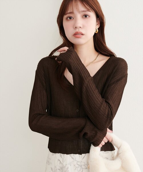 natural couture(ナチュラルクチュール)の「針抜きリブシアーラメカーデ(カーディガン/ボレロ・レディース・ブラウン/ライトベージュ/ブラック/サックスブルー・FREE)」の18枚目の写真