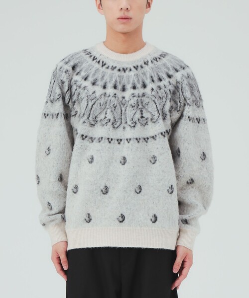 BEAMS HEART(ビームスハート)の「ペイズリー柄 求心 ニット(ニット/セーター・メンズ・ホワイト/グレー・SMALL/LARGE/MEDIUM)」の6枚目の写真
