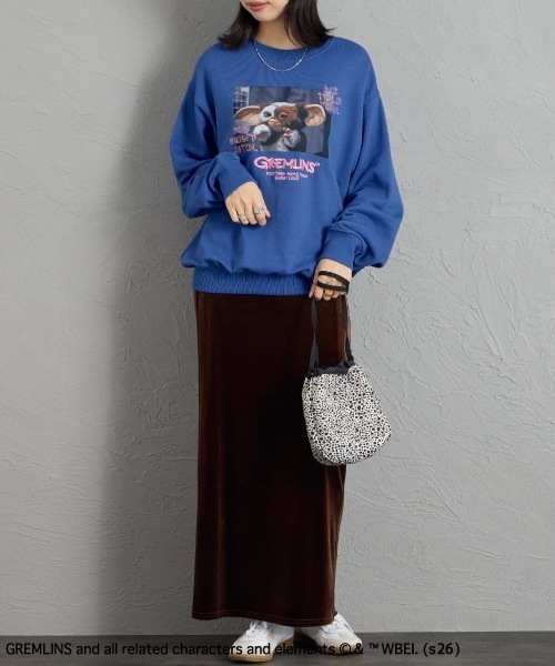 JEANS FACTORY （ジーンズファクトリー）の「【WEB限定】[GREMLINS/グレムリン] フォトプリント クルーネックスウェット（スウェット・レディース・オフホワイト/チャコールグレー/ブルー・M/L）」の11枚目の写真