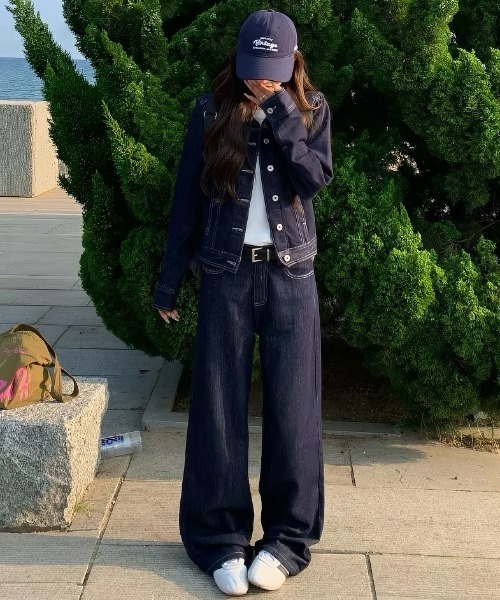 FAVORITO(ファヴォリート)の「デニムジャケットパンツセットアップ(セットアップ・レディース・ダークブルー・S/M/L)」の15枚目の写真