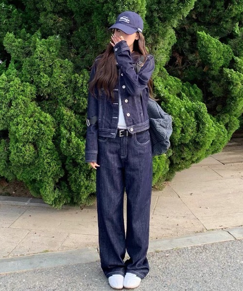 FAVORITO(ファヴォリート)の「デニムジャケットパンツセットアップ(セットアップ・レディース・ダークブルー・S/M/L)」の16枚目の写真