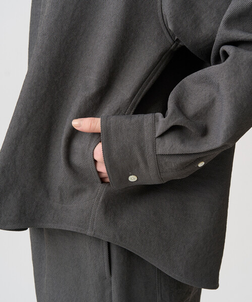 DANTON(ダントン)の「Women's Polyester Twill Shirt Jacket(シャツ/ブラウス・レディース・グレイッシュベージュ/マスタード/チャコール/ブラウン・38/36/34)」の9枚目の写真