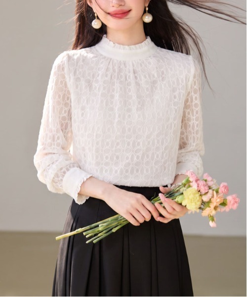 ＆soiree（アンドソワレ）の「シースルーハイネックフリル長袖ブラウス（シャツ/ブラウス・レディース・ホワイト・X-LARGE/MEDIUM/SMALL/LARGE）」の2枚目の写真