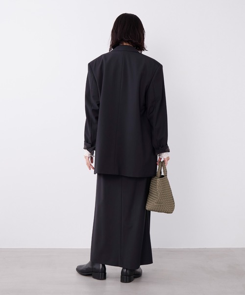 MICA&DEAL(マイカ&ディール)の「インバーテッドプリーツスカート〈2サイズ展開〉〈セットアップ対応〉(スカート・レディース・ベージュ/チャコールグレー/ブラック・38/36)」の11枚目の写真