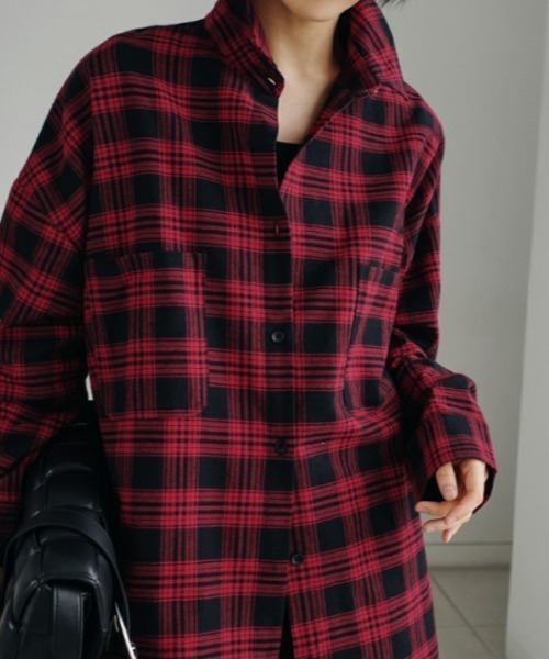 Aelina（エリナ）の「ミドル丈チェック柄シャツ（その他アウター・レディース・ホワイト/レッド・L/M）」の18枚目の写真